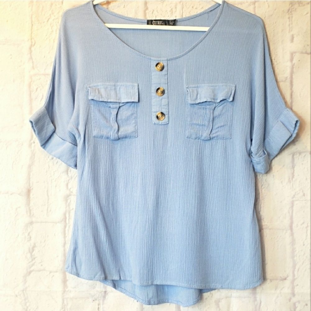 CURE Gauze-like Textured Scoopneck Blouse Small